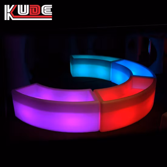 Sgabello Bend a LED che cambia colore, ottomano ricaricabile